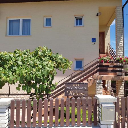 Apartman Helena 斯诺基 外观 照片