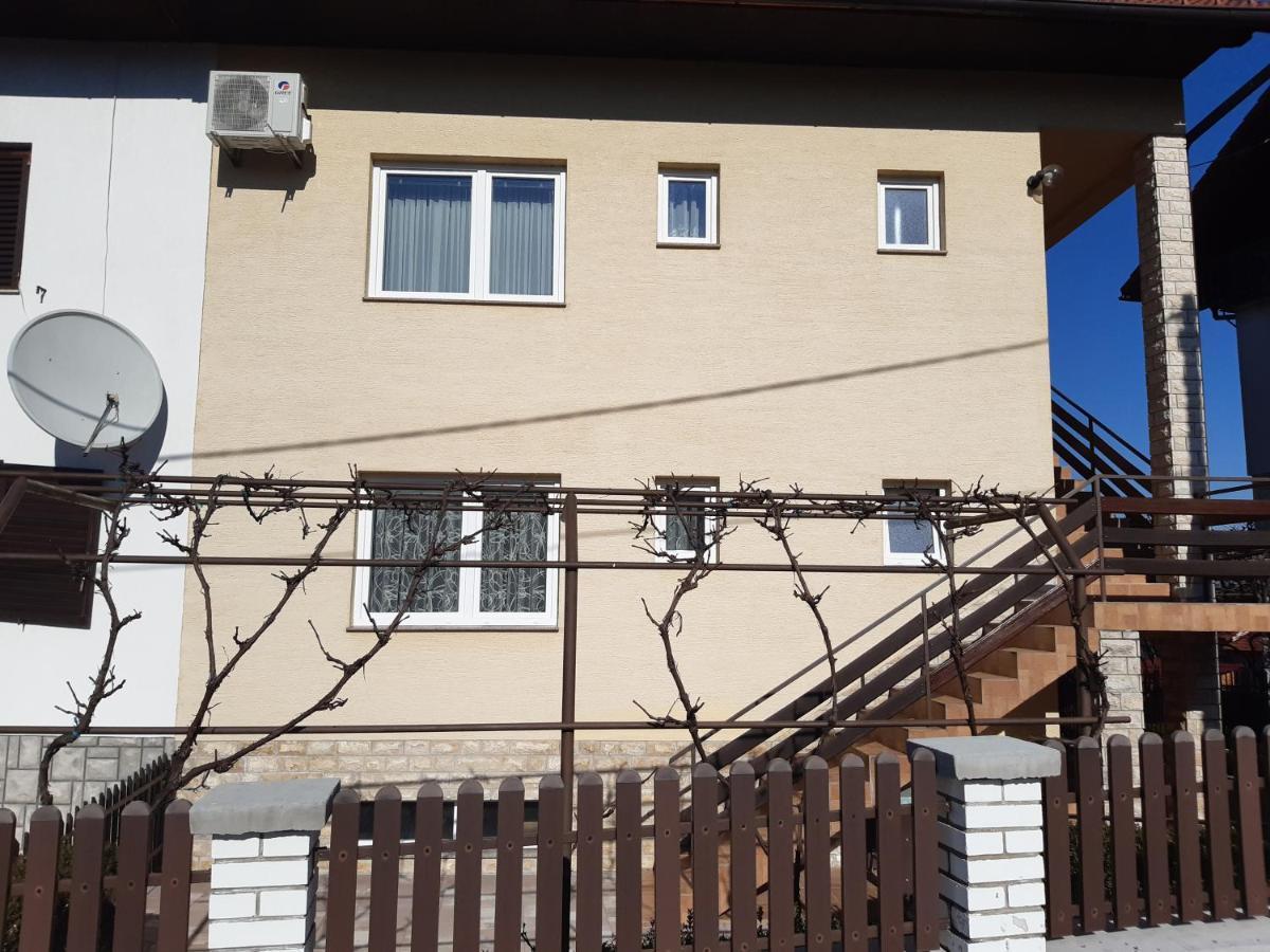 Apartman Helena 斯诺基 外观 照片